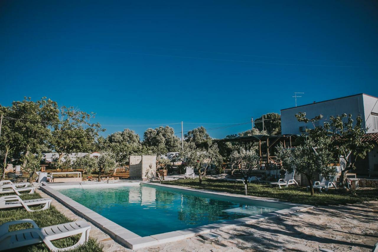 Paradiso Villa ออสตูนี ภายนอก รูปภาพ